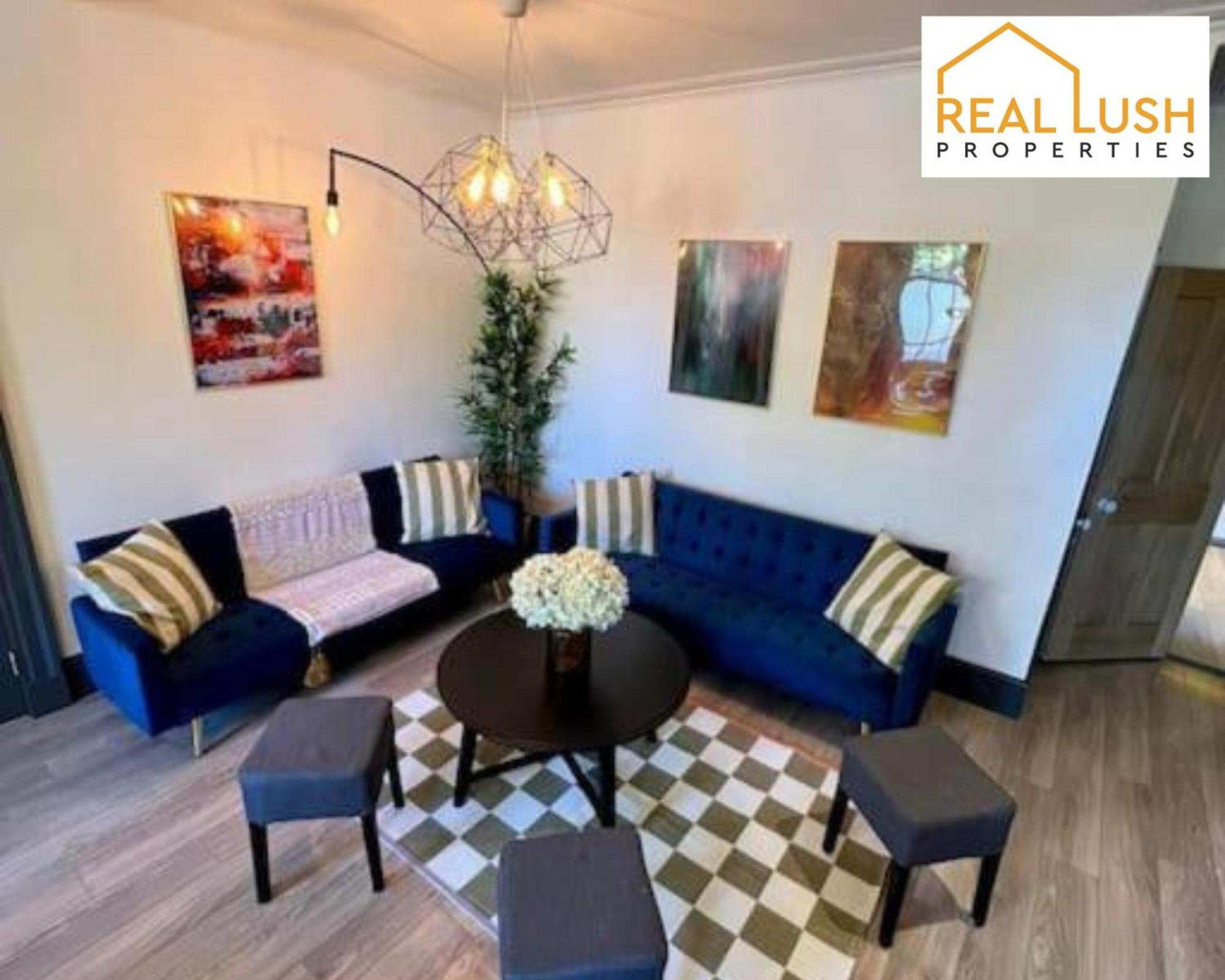 Real Lush Properties - Spacious Four-Bedroom House, Ideal For Families & Contractors , Burton מראה חיצוני תמונה